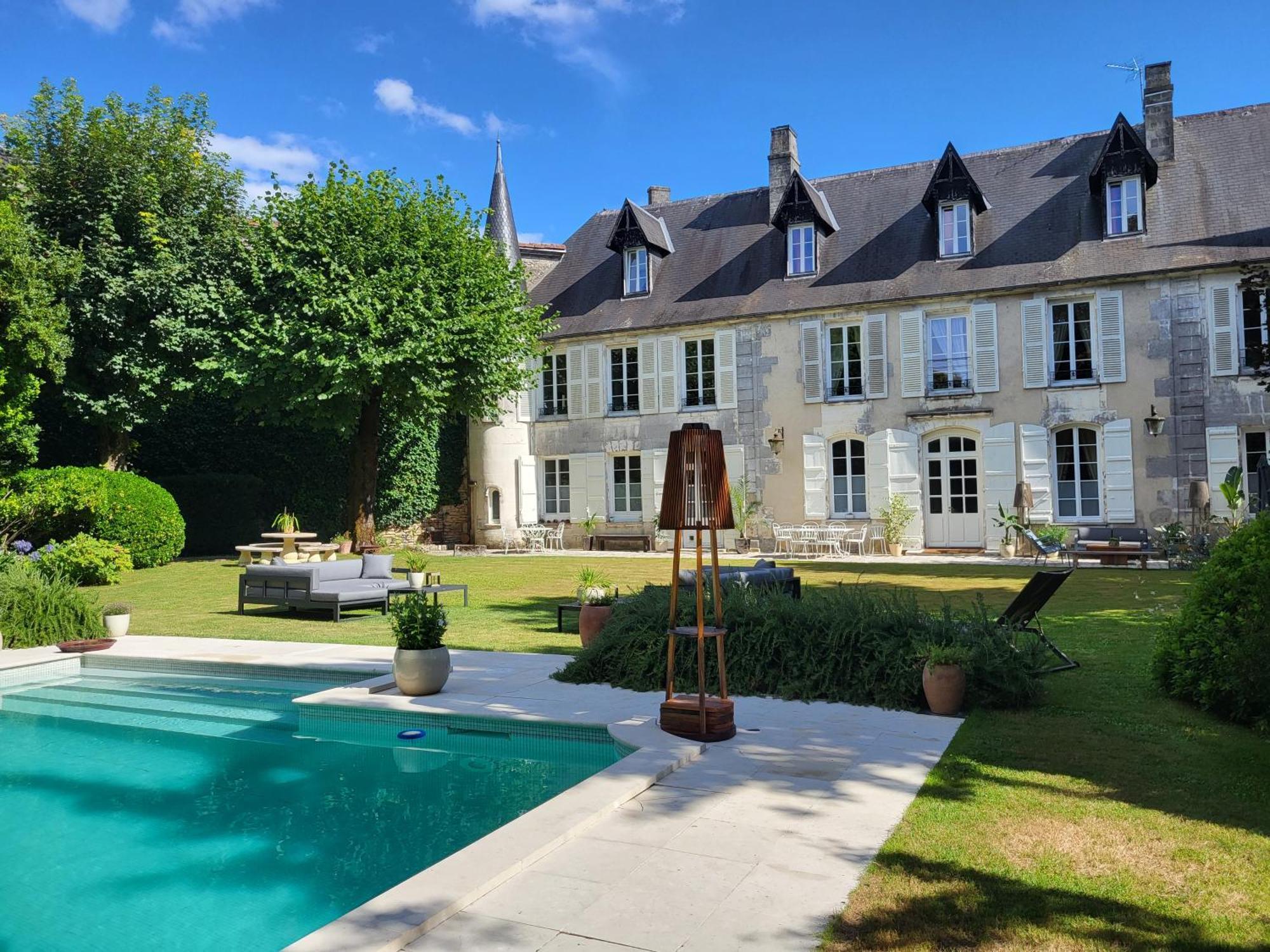 Bed and Breakfast Logis Des Tourelles Cognac Exteriér fotografie